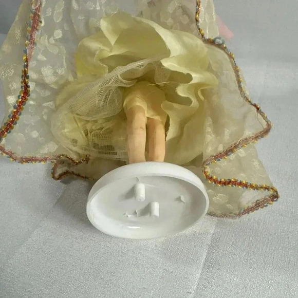 Vintage Big Eyes Bradley 12” Doll Made‎ in Korea Yellow Floral Dress Head Piece - Picture 7 of 7